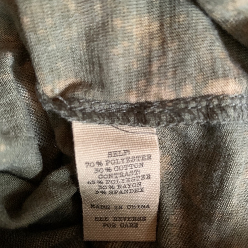 NWT Gimmicks by BKE long sleeve shirt - Picture 9 of 9